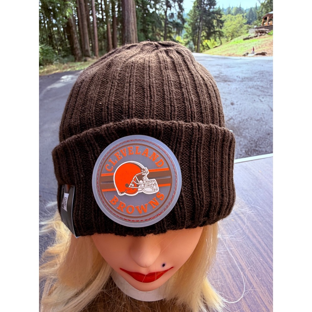 New Era Cleveland Browns Brown Fleece Lined Knit Beanie NWT